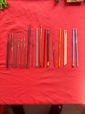 Vintage Crochet Hook Master Lot 19pc WWII Black Oxide Boye 10c Clarks